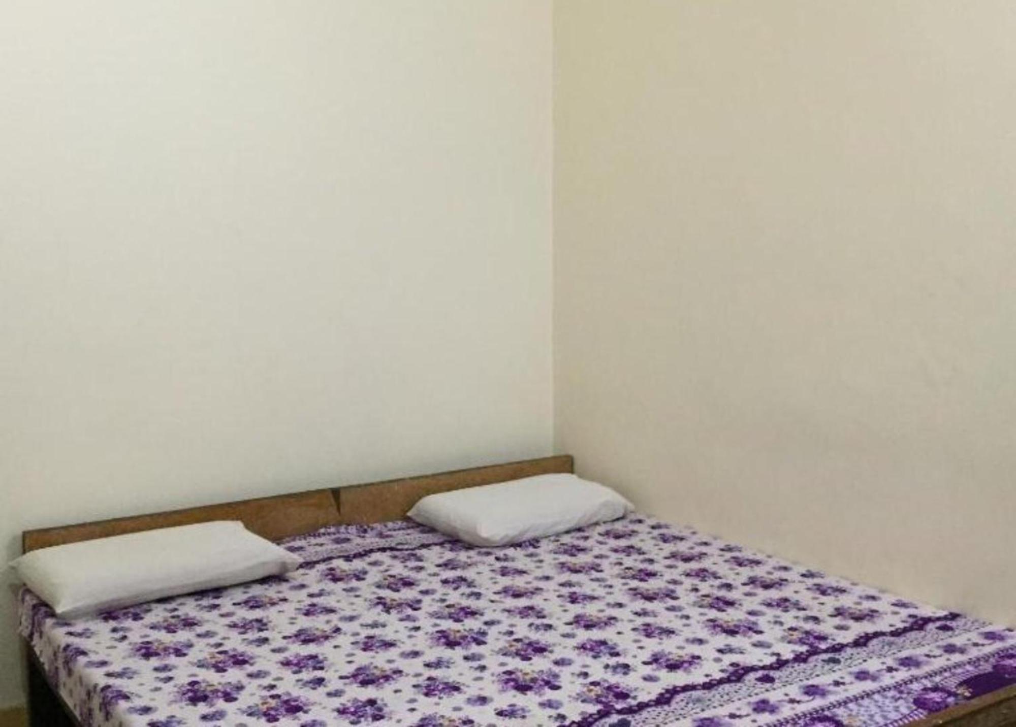 Grg Shanti Guest House Varanasi Near Manikarnika Ghat Экстерьер фото