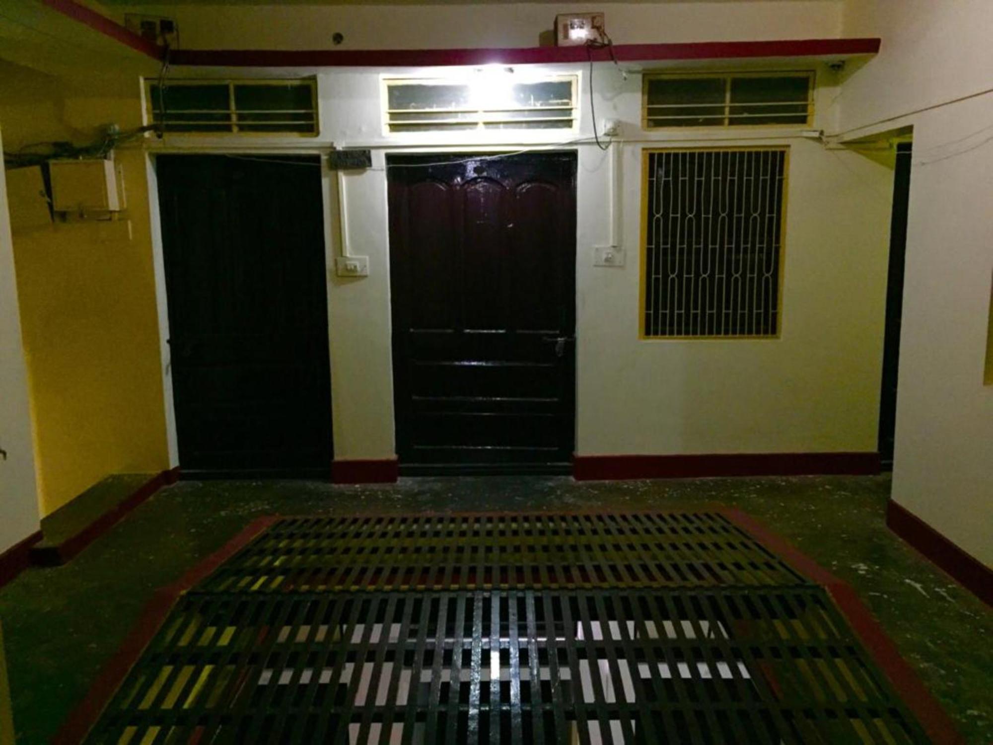 Grg Shanti Guest House Varanasi Near Manikarnika Ghat Экстерьер фото