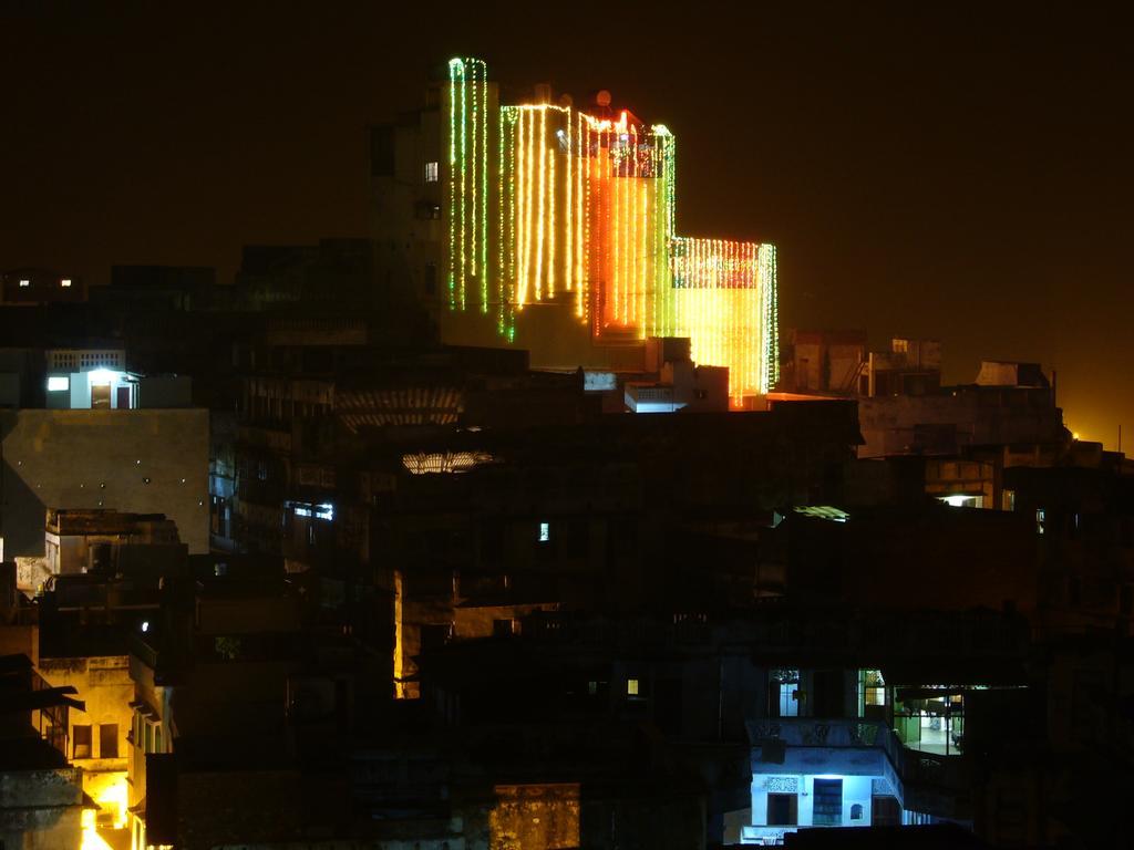Grg Shanti Guest House Varanasi Near Manikarnika Ghat Экстерьер фото