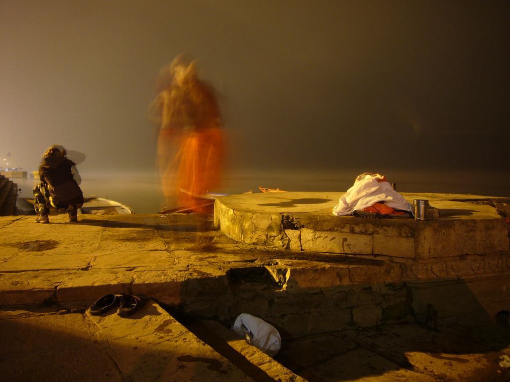 Grg Shanti Guest House Varanasi Near Manikarnika Ghat Экстерьер фото