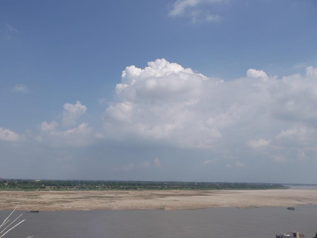 Grg Shanti Guest House Varanasi Near Manikarnika Ghat Экстерьер фото