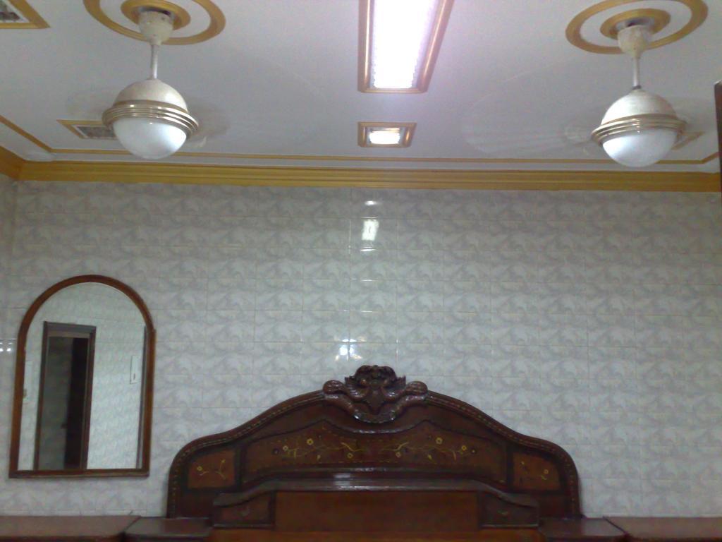 Grg Shanti Guest House Varanasi Near Manikarnika Ghat Номер фото