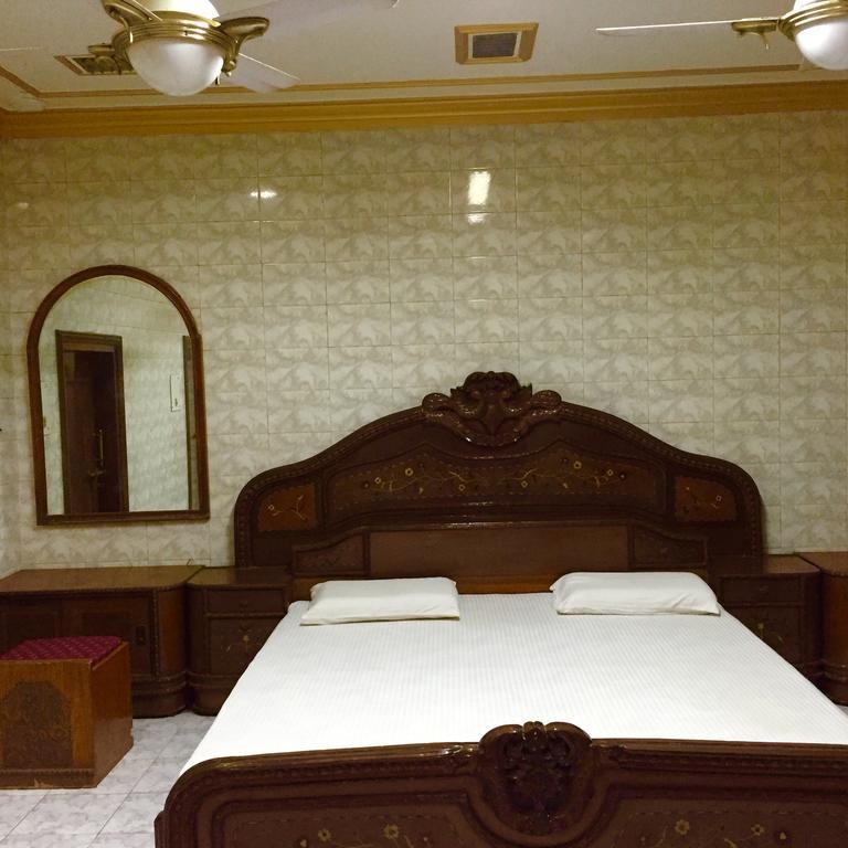 Grg Shanti Guest House Varanasi Near Manikarnika Ghat Экстерьер фото
